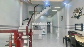 NHÀ MỚI KENG TT HOC MÔN , SÂN OTO