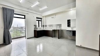 Căn hộ mới Ban Công full nội thất máy giặt riêng gần Eaon Tân Phú