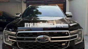 Ford Everest Titanium 4x4 Diesel 2025 Đen 7.000km