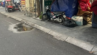 Chính bán nhà Nghĩa tân lô góc 100 m2 MT 20 m vỉa hè rộng giá 11,5 tỷ