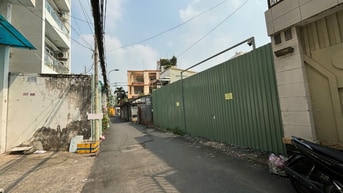 120 triệu/m2! Bán Khuôn Đất Đẹp Quốc Lộ 13 - 10x25m NH:20m CN: 363,