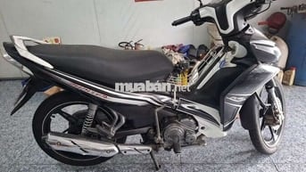 Yamaha Jupiter RC Đen trắng