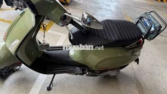 Piaggio Vespa 150 Xanh rêu
