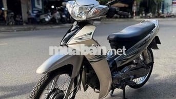 Yamaha Sirius máy Thái màu Bạc