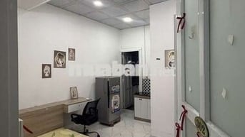 CĂN HỘ BAN CÔNG CỬA SỔ NGAY NGUYỄN TRỌNG TUYỂN GẦN KHU SÂN BAY