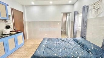 STUDIO mới - Ngay Nguyễn Thị Nhỏ - Full NT - Thang bộ