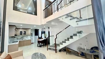 Nhà mới 5x11m gần HXH full nội thất 