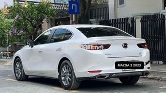 Mazda Mazda 3 Luxury 2023 Trắng 16000 km