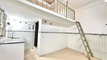 TRỐNG LẠI 1 PHÒNG BAN CÔNG GIÁ RẺ NGAY ĐH VĂN HIẾN, CÔNG THƯƠNG