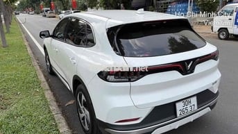 VinFast VF8 Eco 2023 Trắng 33091 km