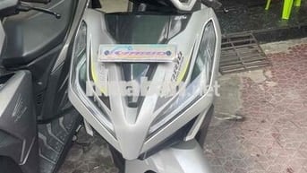Honda Vario 150 Bạc Zin
