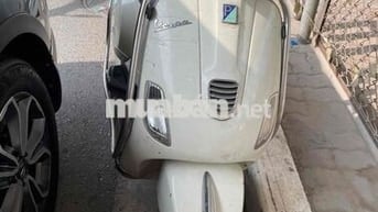 Piaggio Vespa 2013 Trắng Việt Nam