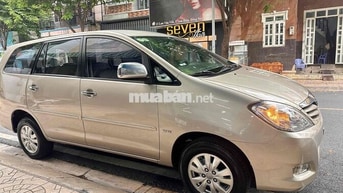 Toyota Innova 2011 G