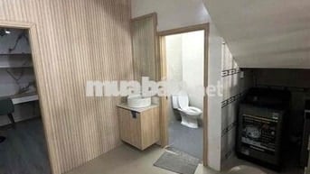 082 CHO THUÊ NHÀ ĐẸP 2 TẦNG FULL NỘI THẤT – KIỆT LÊ DUẨN