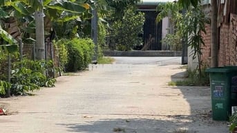 cần bán gấp lô đất mặt tiền đường tx46 