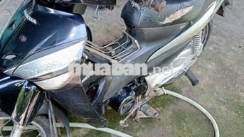 Dư 2 chiếc xe nhật không dùng tới