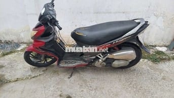 Suzuki Hayate đỏ