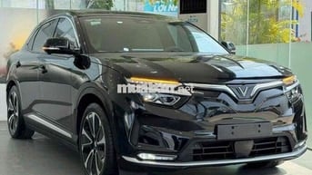 VinFast VF8 Plus 2023 Đen 53.000km