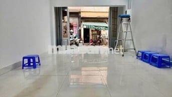 CHO THUÊ NHÀ HẺM 7 M Nguyễn Cửu đàm 4 x 22 M đúc 1 lầu đẹp : 6 PN 