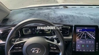 Hyundai Custin 1.5L Tiêu Chuẩn 2024 Trắng