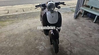 Xe tay ga 50cc Nhập khẩu Nâu đã sử dụng