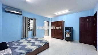 STUDIO MỚI XÂY FULL NỘI THẤT SIÊU XỊN - cửa sổ trời - có Bancol