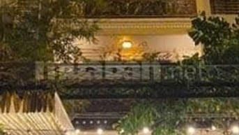 Bán nhà mặt tiền đường số ngay chợ Bình Điền Quận 8, DT 5x16m, 4 tầng