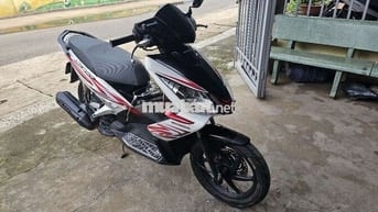 Honda Air Blade FI 2011 Trắng, Đen, Đỏ