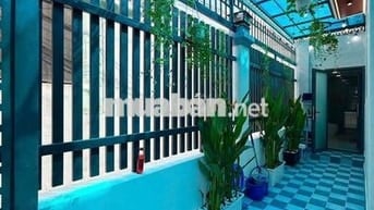 Chủ Gửi: Căn biệt thự mái thái mặt tiền đường thới tam thôn 14 Tphcm