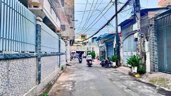 BÁN NHÀ TRƯỜNG CHINH- 8,2 TỶ- 50M2- NGANG 4,5M2.