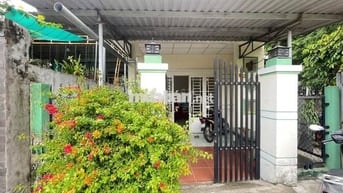 BÁN NHÀ!!! 144m2(5x29)giá 1tỷ150 đường nhựa tới nhà cách ql22 chỉ 500m