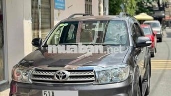 Toyota Fortuner 2010 2.7 AT Xám Tự động