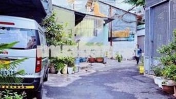 Hiếm, khuôn đất 300m2, ngang 6m, hẻm oto giá chỉ hơn 18T