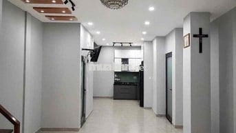 🚨Gấp Bán, 4 Tầng, DT 60m2, Chỉ 6 TỶ,Phan Chu Trinh, Gần Chợ Bà Chiểu,