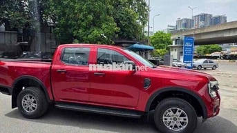 Ford Ranger XLS 2026 Tự động 10 cấp Đỏ