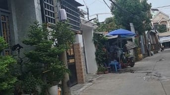 Nhà hẻm xe tải đường Trần Văn Mười. ACE quảng cáo vui lòng ko phiền