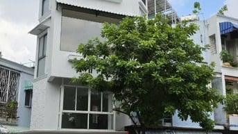 Cho thuê nhà mặt tiền kinh doanh đường Trường Sa, Phường Cầu Kiệu