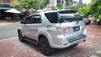 Toyota Fortuner 2014 Xăng Tự động 7 chỗ Bạc