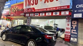 Toyota Camry 2013 2.0E đi 11vankm cực mới