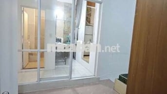căn hộ 2PN lầu 1 full nội thất gần sân bay