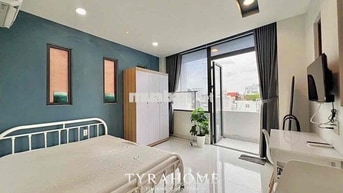 🎀Căn Hộ Trong Khu Phan Xích Long Full Nội Thất Ban Công - Thang Máy