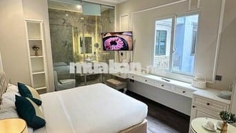 Cho Thuê Căn Hộ Full Nội Thất Mặt Phố Nguyễn Văn Cừ – Gần Hồ Hoàn Kiếm