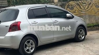 Toyota Yaris 2007 Bạc