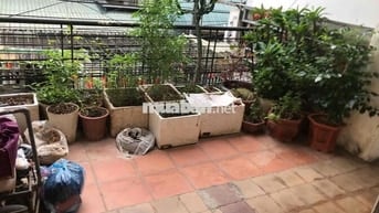 Phòng cho nữ đi làm ăn chay trường không ngũ tân.