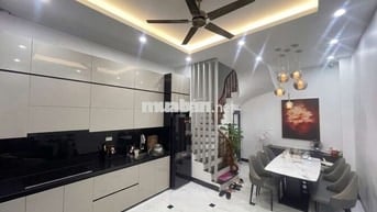 Cho thuê nhà Yên Phụ 45m² 5 tầng mới đẹp Full nội thất Ngõ rộng thoáng