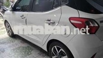 Hyundai i10 STD bản full 2023 Trắng 11000 km
