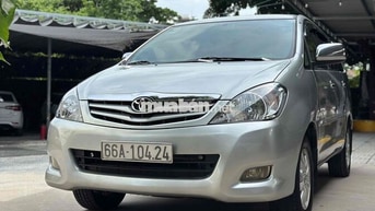 Toyota Innova 2.0G 2009 Số sàn Bạc