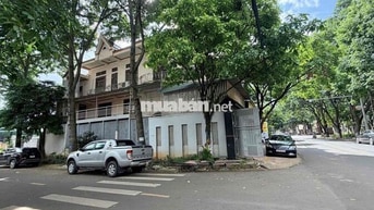 cho thuê nhà mặt tiền nguyễn hữu thọ căn góc