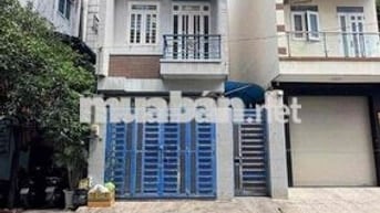Nhà giá rẻ khu tên lửa 5.6x15m 3.5 tấm giá 20 triệu có 6 máy lạnh