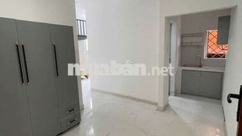 chdv tách bếp rộng 35m2,có gác đối diện công viên tây thạnh 